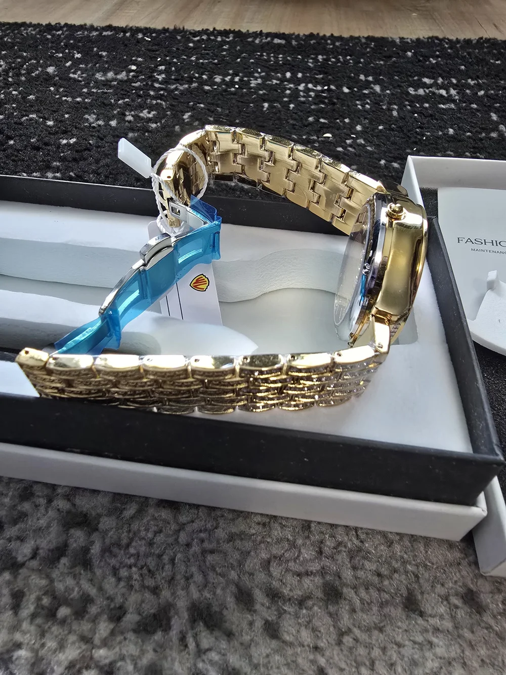 Gold Crystal Star Dial men's Fashion Watch